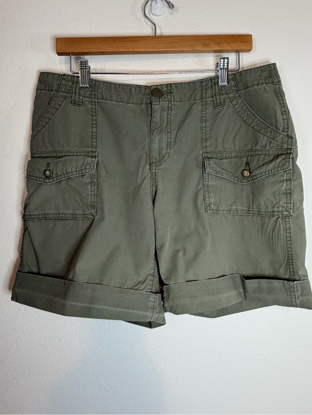 London Jean Chino Shorts Womens Size 12 Olive Cotton Cuffed Utility